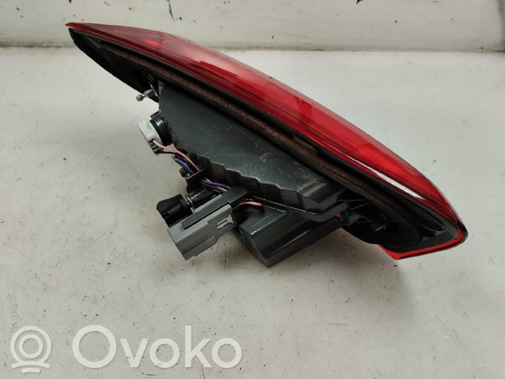 Tailgate rear/tail lights   JX7B13A602CD
