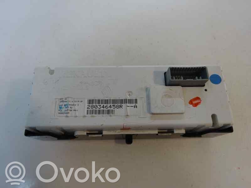 Renault Megane II Monitori/näyttö/pieni näyttö 