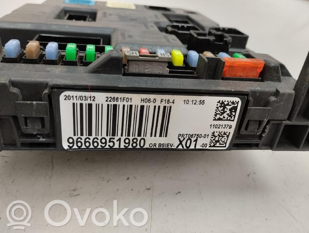 Módulo de fusible   9666951980