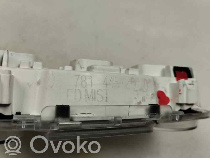 Etuistuimen valo   96781445ZD