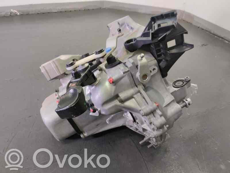 Peugeot 2008 I Scatola del cambio manuale a 5 velocità 