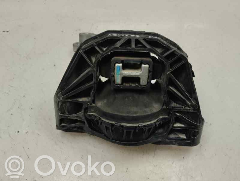 Supporto di montaggio del motore
