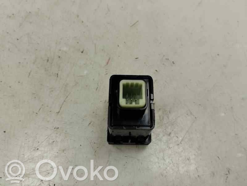 KIA Niro Interruttore luci di emergenza 