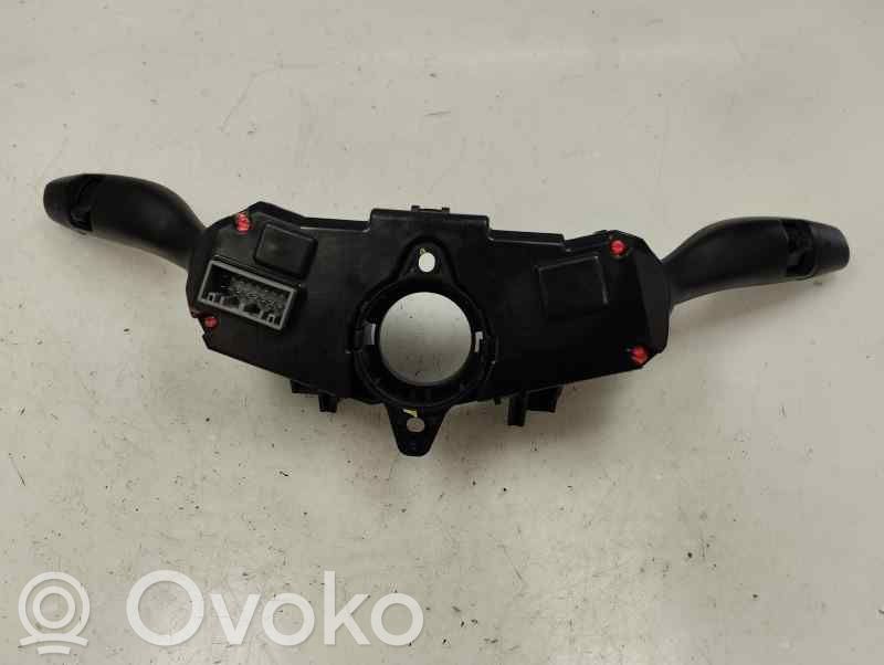 Interruptor de control multifunción   93404J7960