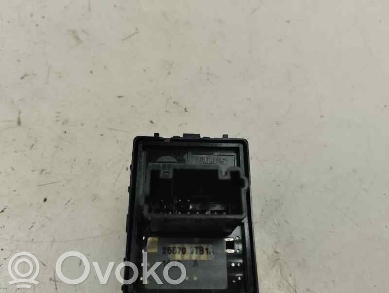 Nissan Note (E12) Comutator oglinzi laterale 
