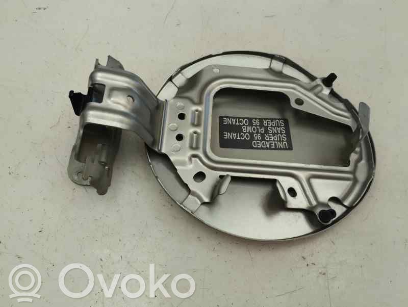 Nissan Note (E12) Korek wlewu paliwa 