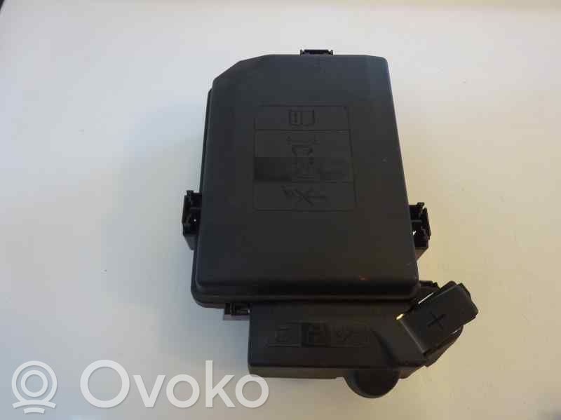 Módulo de fusible   39040849