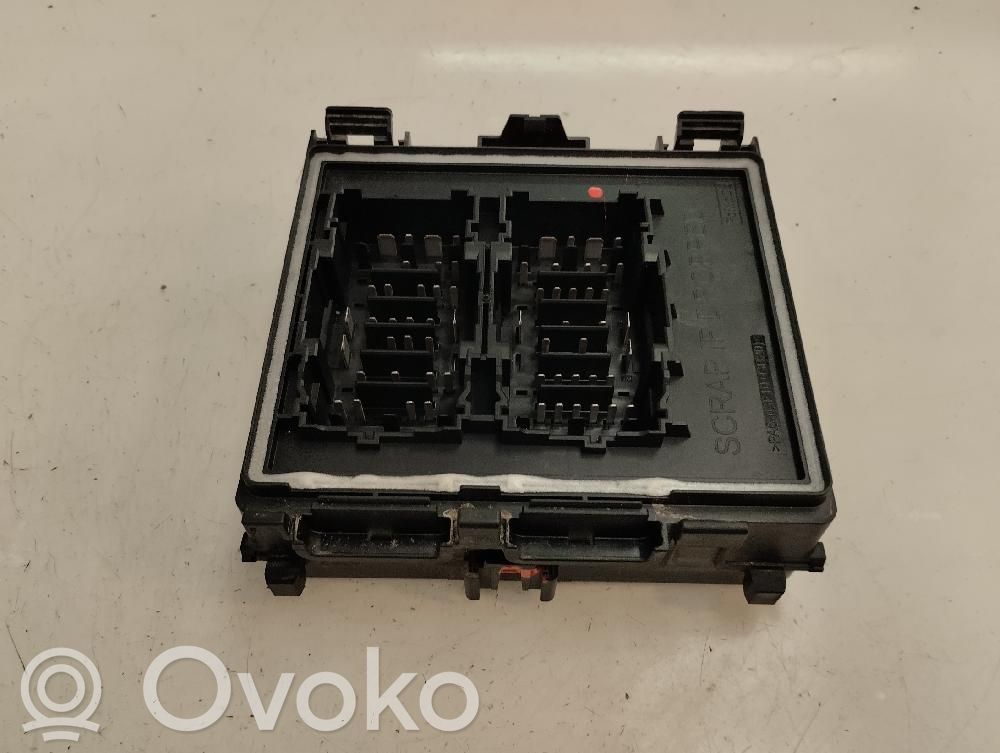 Sulakemoduuli   L1BT14D068FAC