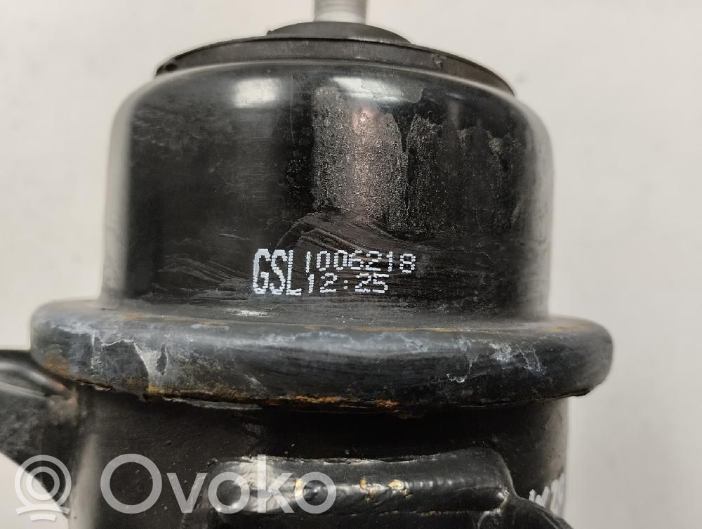 Soporte de montaje del motor   1006218