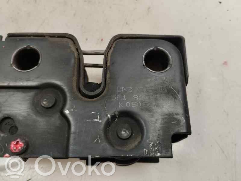 Încuietoare capotă   5M1823509