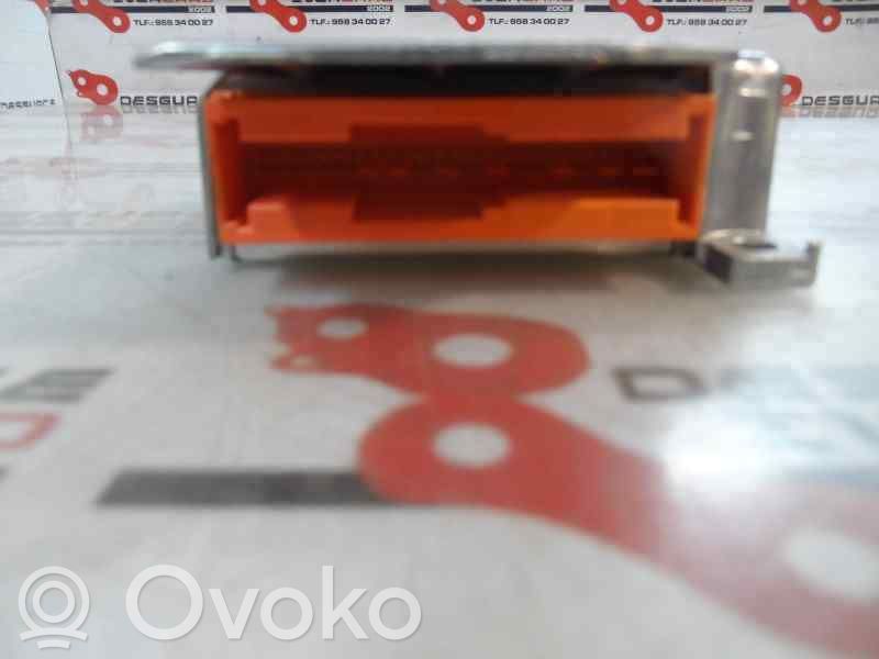 Unidad de control/módulo del Airbag   YWC107010