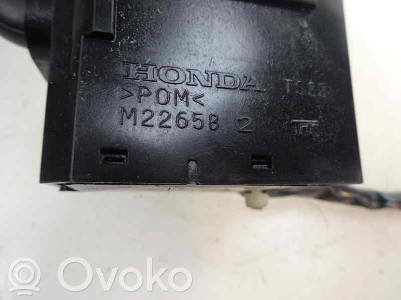 Przełącznik świateł   M22658