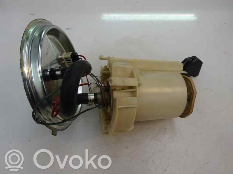 Bomba interna de combustible
