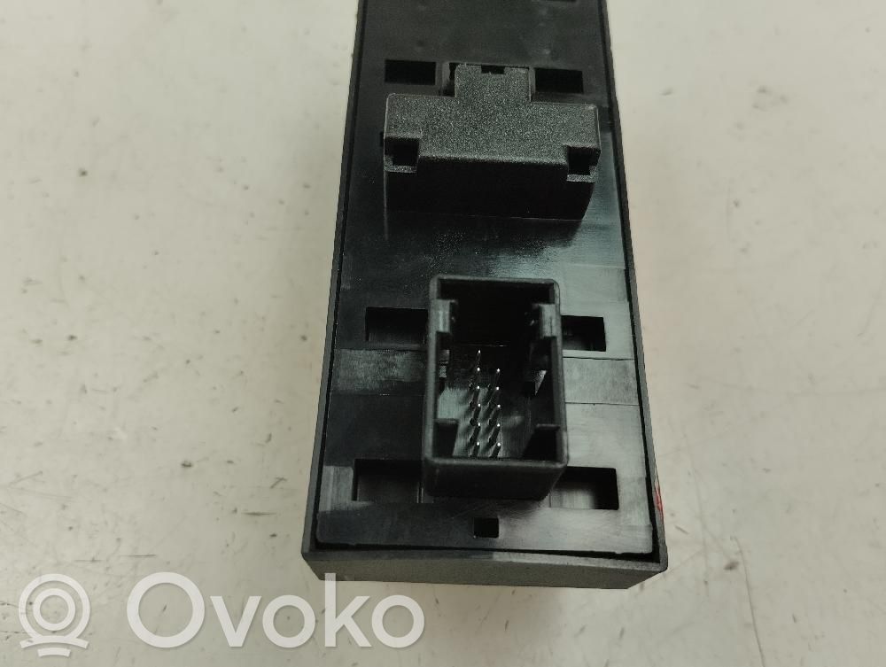 Comutator comandă geamuri electrice   26608A692