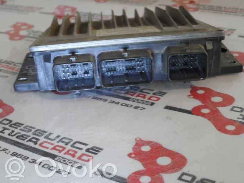 Unidad de control/módulo del motor   8200498188