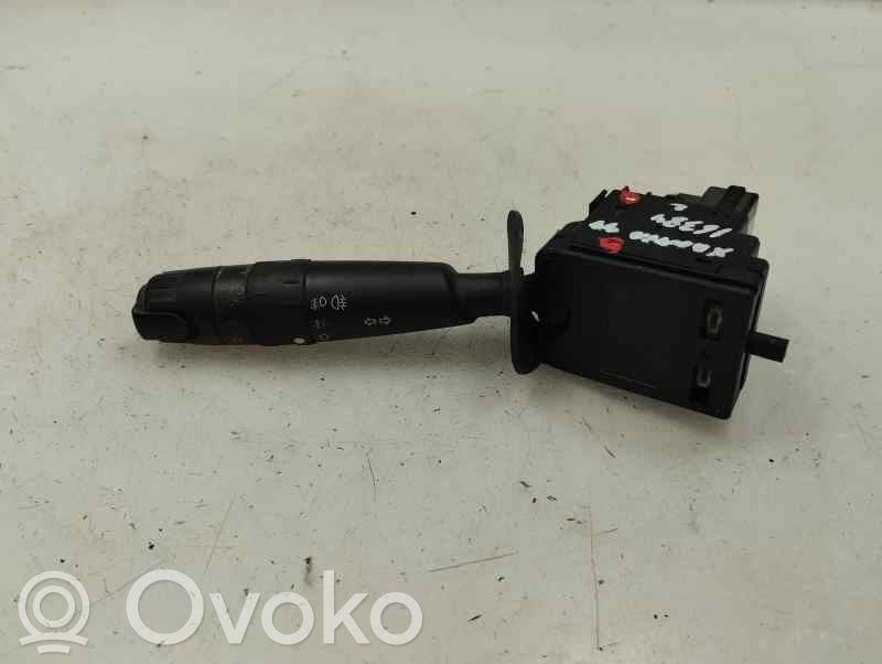 Comutator lumini   96274722ZL