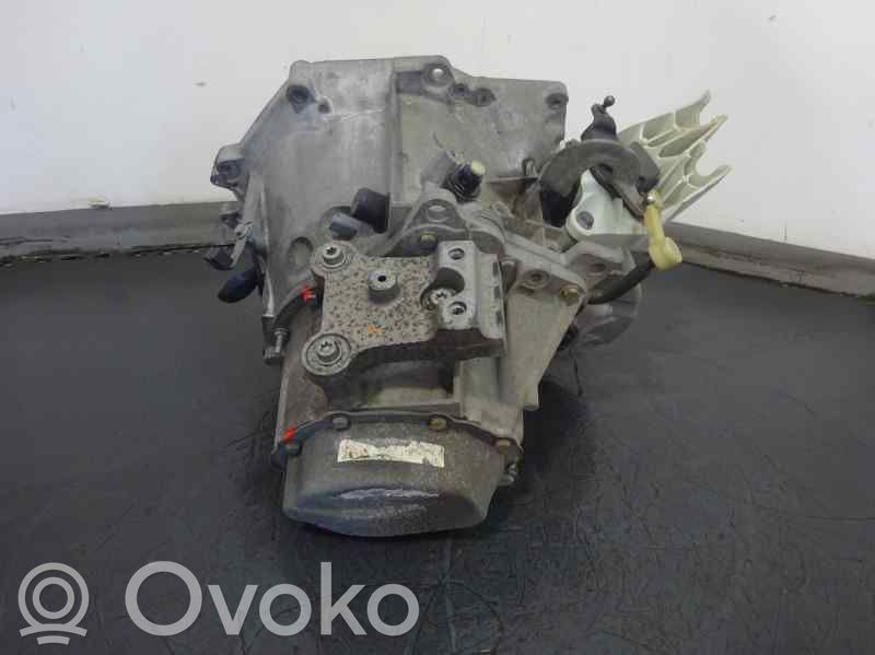 Peugeot 207 Boîte de vitesses manuelle à 5 vitesses