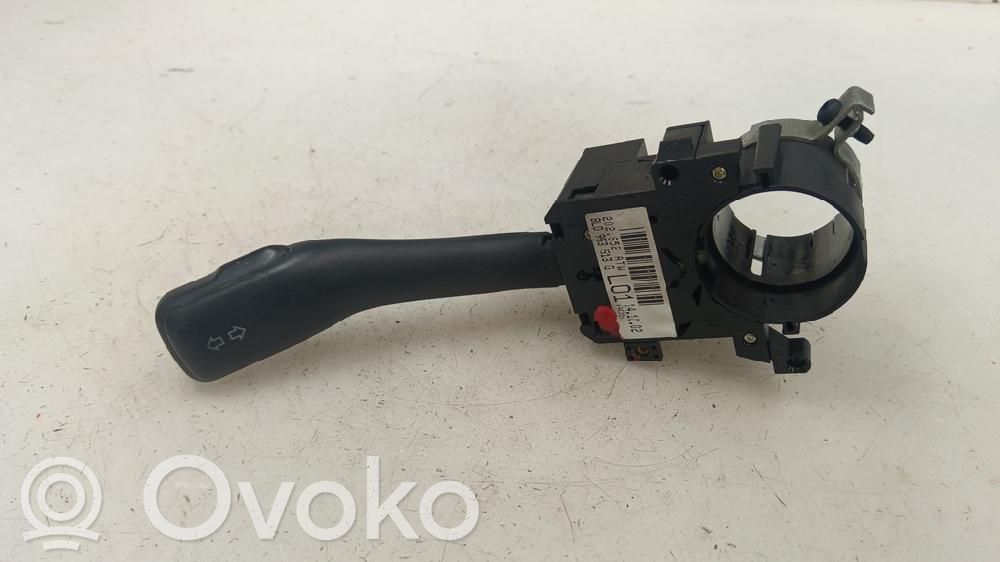 Leva indicatori   8L0953513G