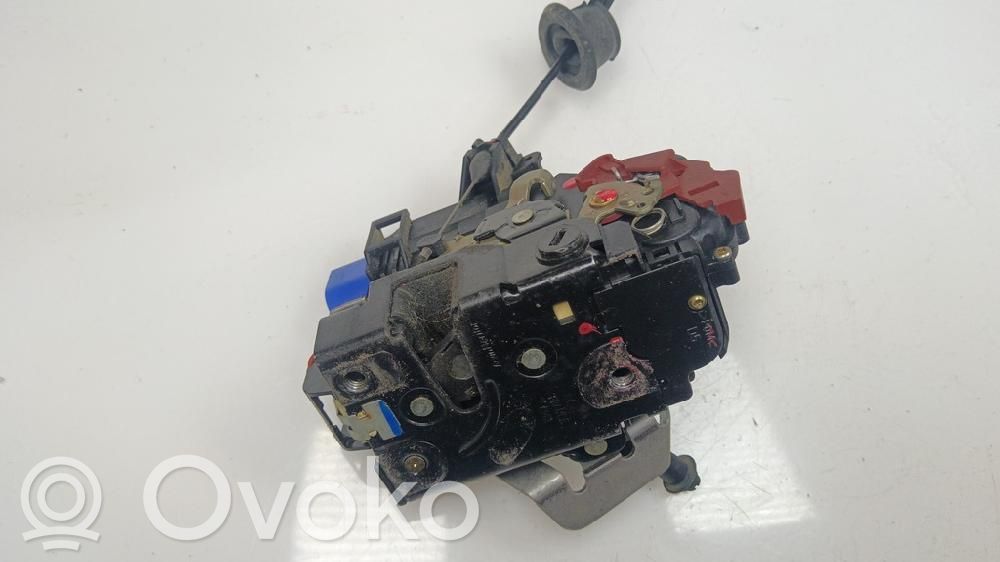 Audi A8 S8 D3 4E Încuietoare ușă spate 
