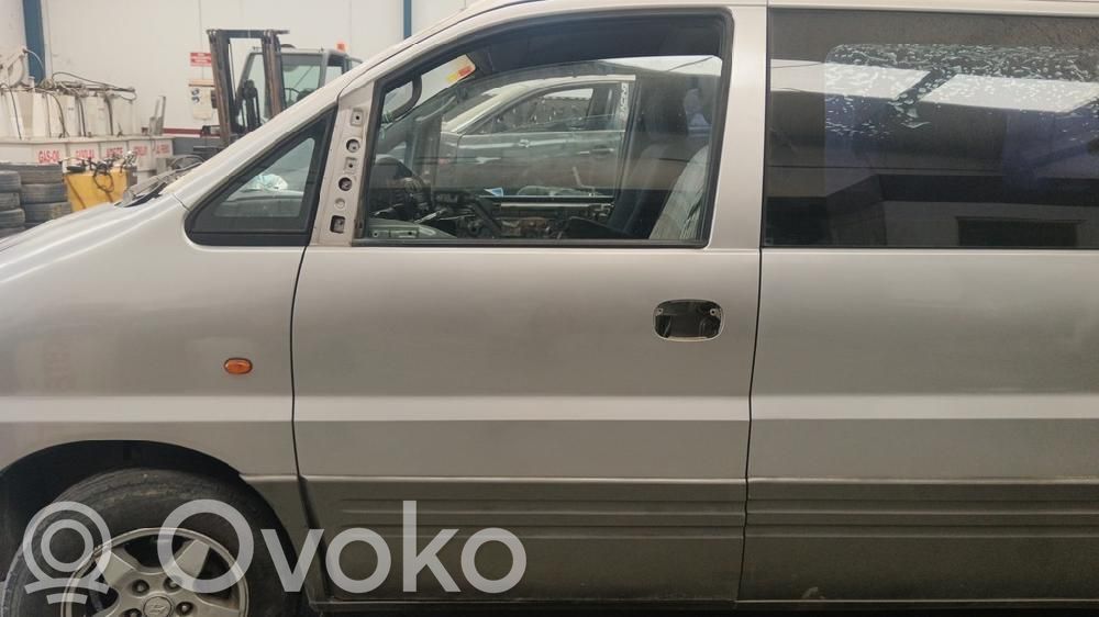 Hyundai H-1, Starex, Satellite Portiera anteriore