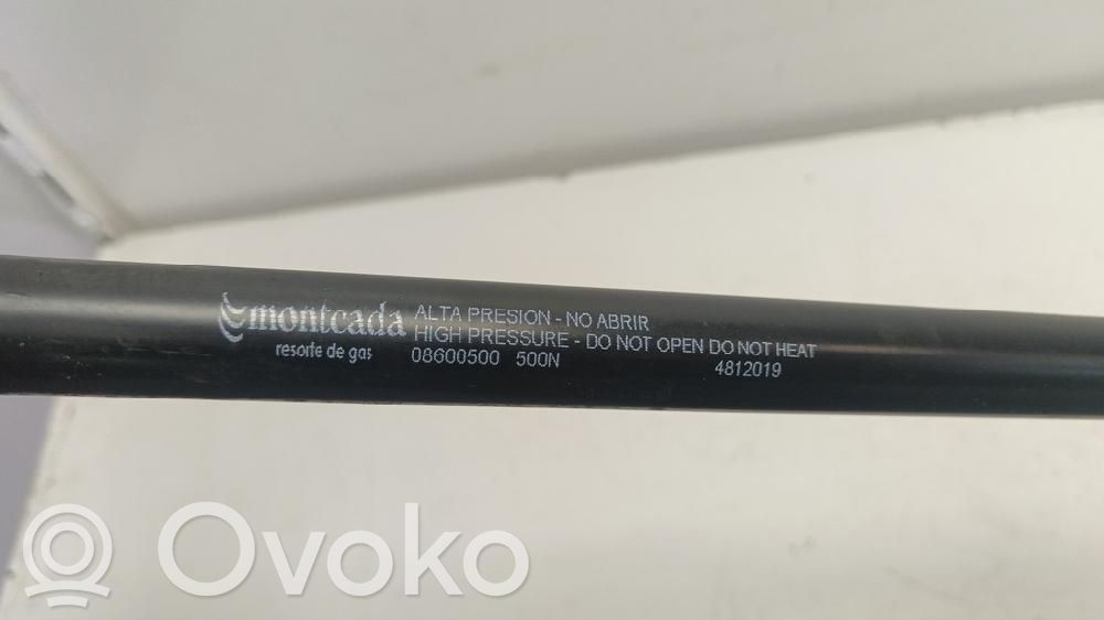 Citroen Xsara Konepellin kaasujousi 