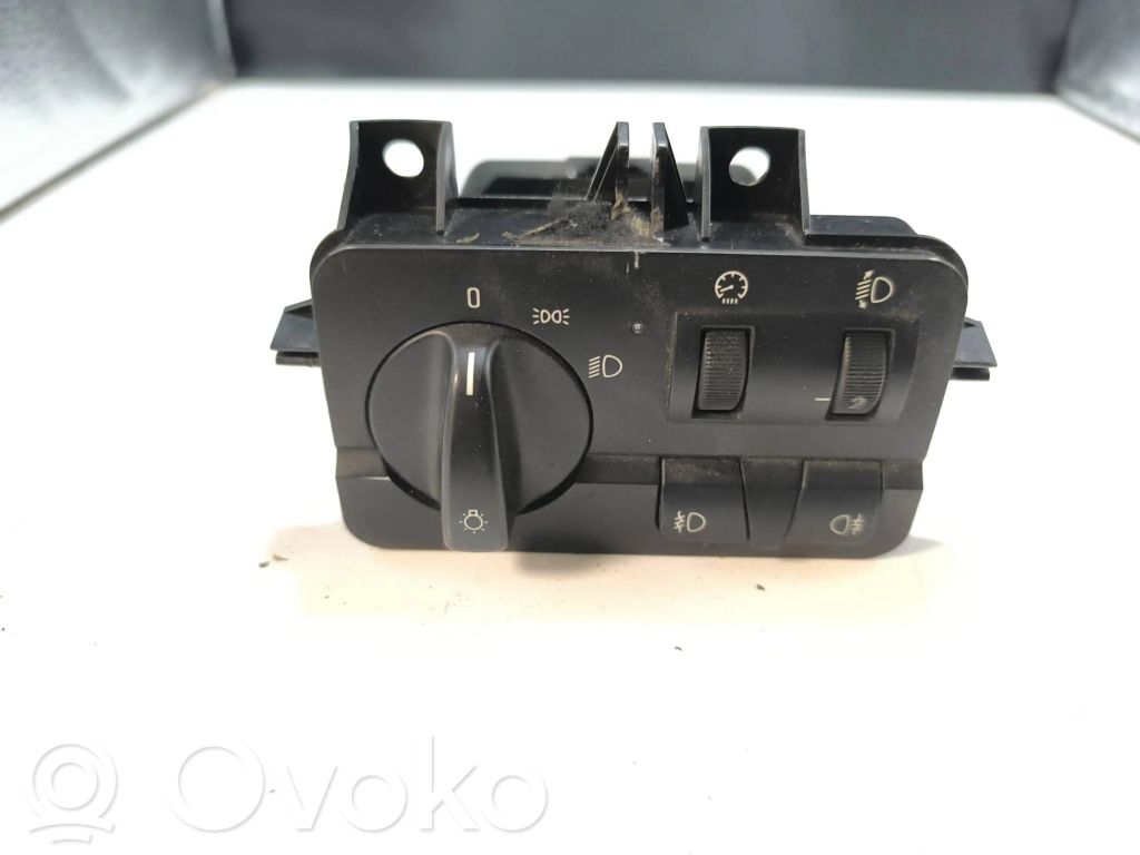 BMW 3 E46 Light module LCM 