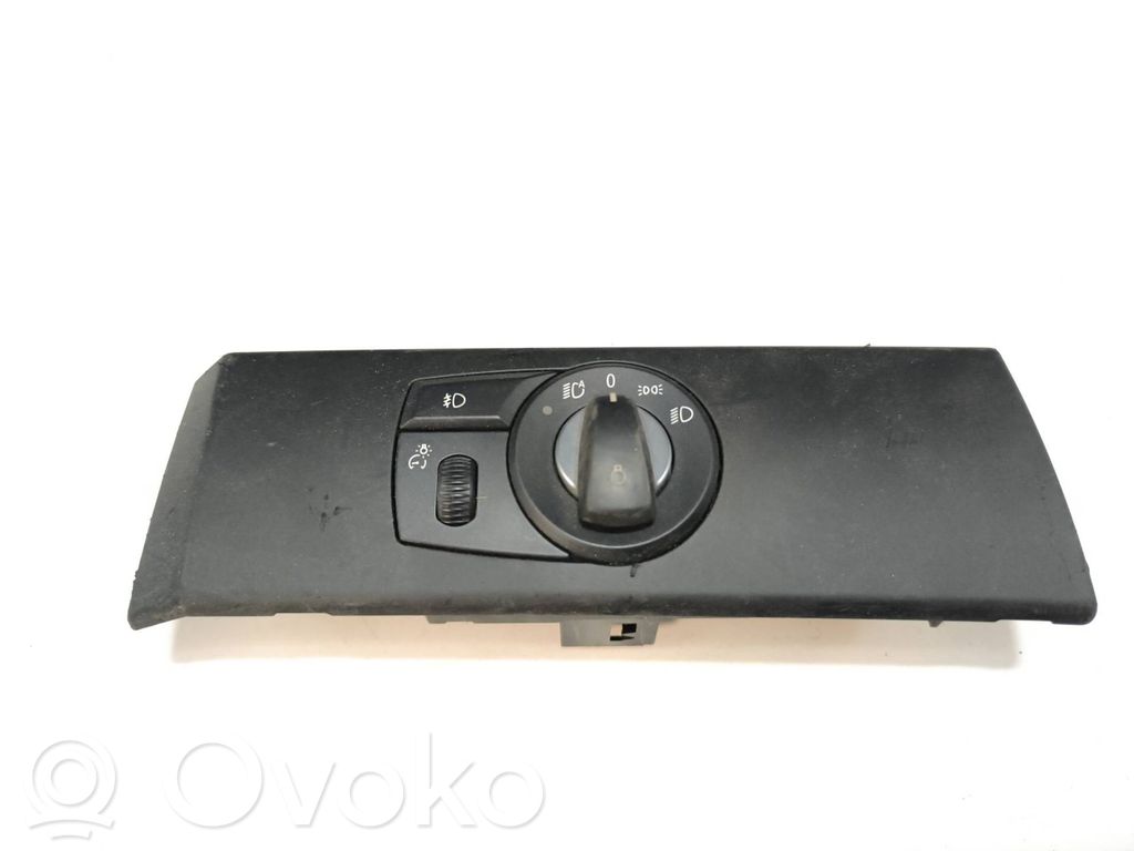 Light switch   6988553,33295401,09051064187