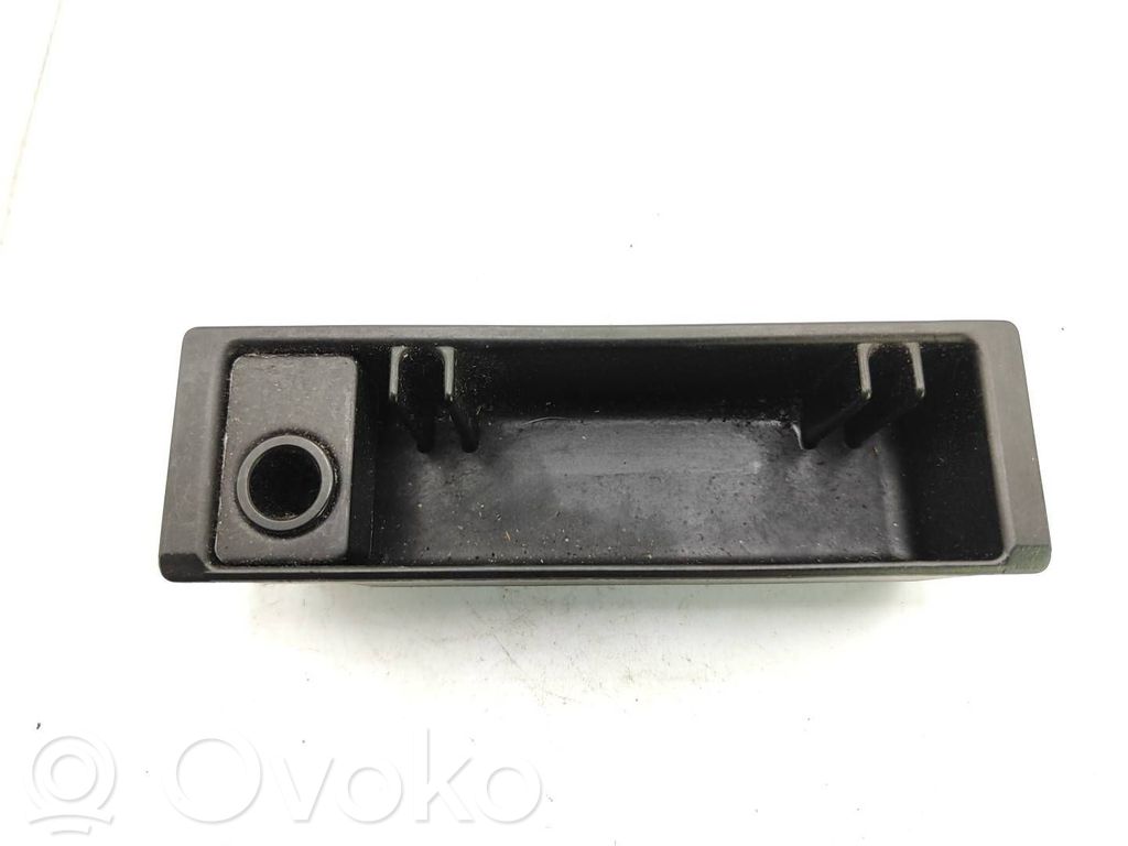 Ashtray (front)   8229175,82291759