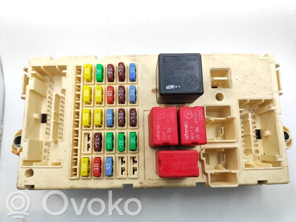 Módulo de fusible   60686059,050107,939CA30211