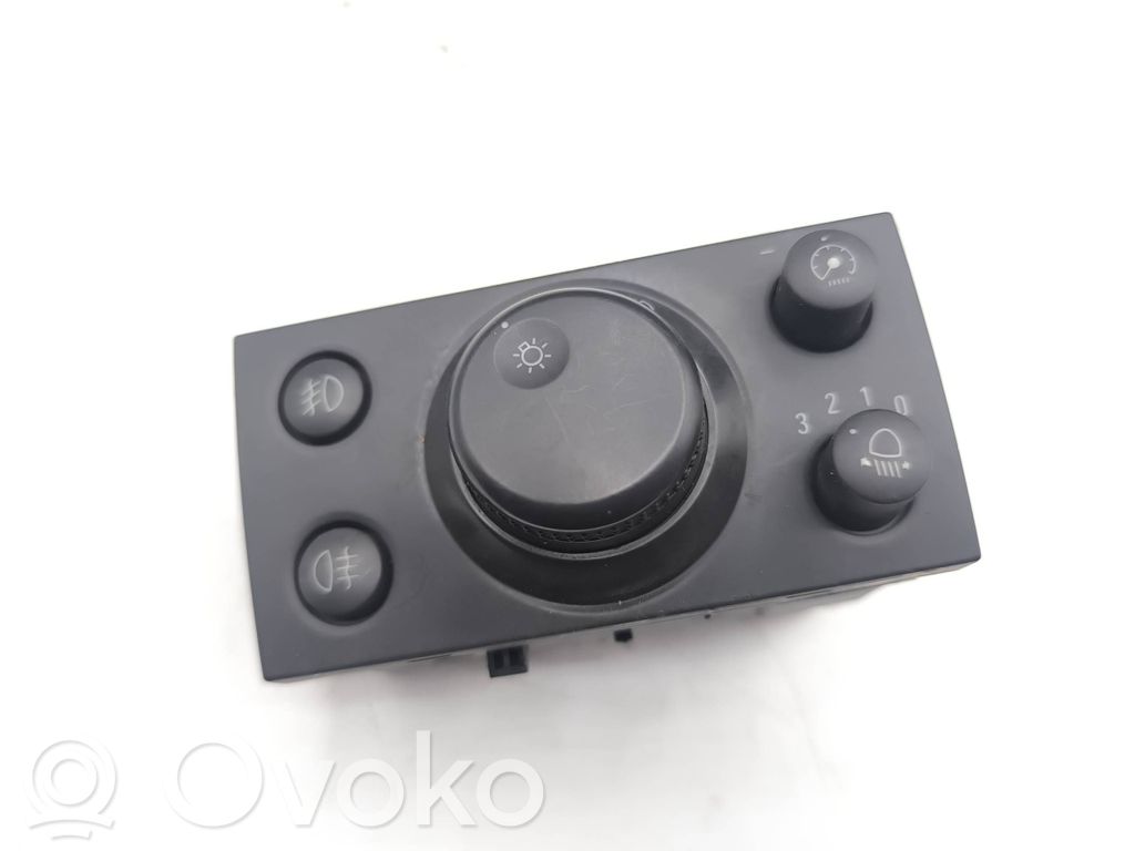 Interruptor de luz   13230797,04060052