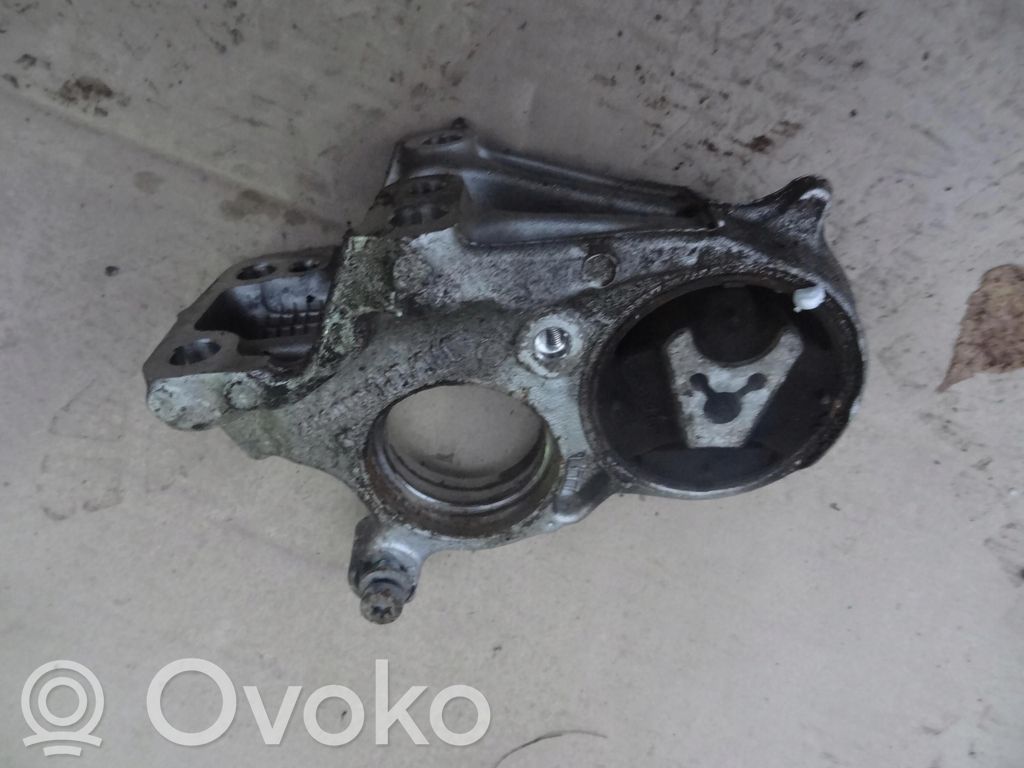 Peugeot 5008 Wspornik / Mocowanie łożyska podpory wału napędowego 