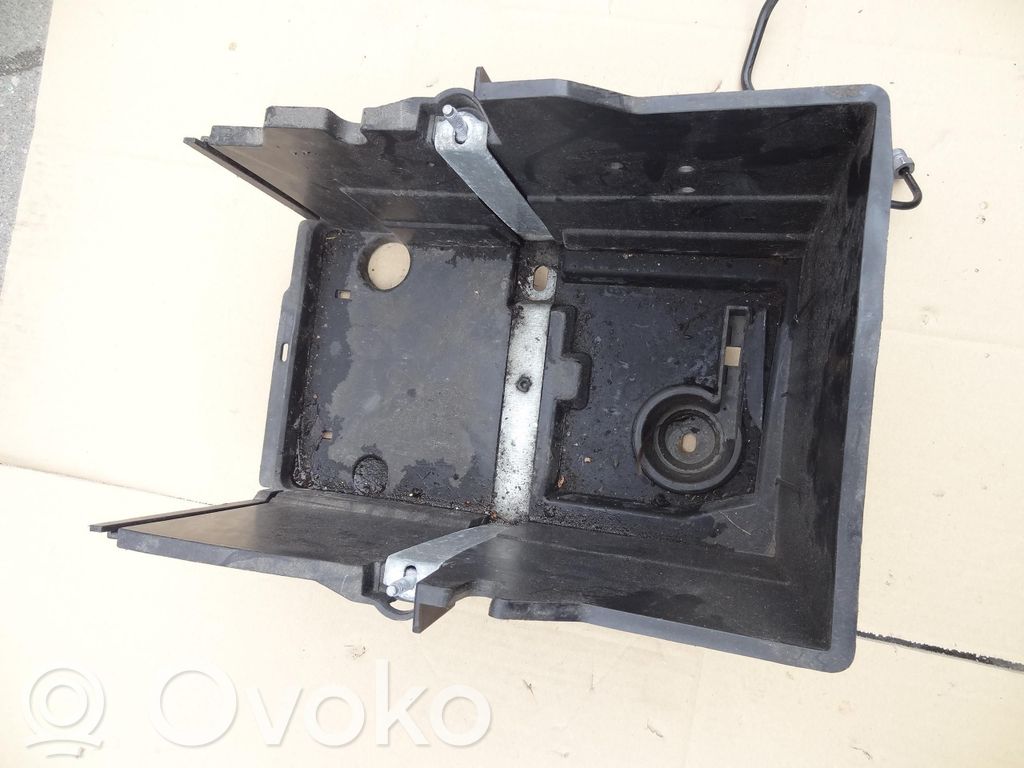 Ford Focus Support boîte de batterie 