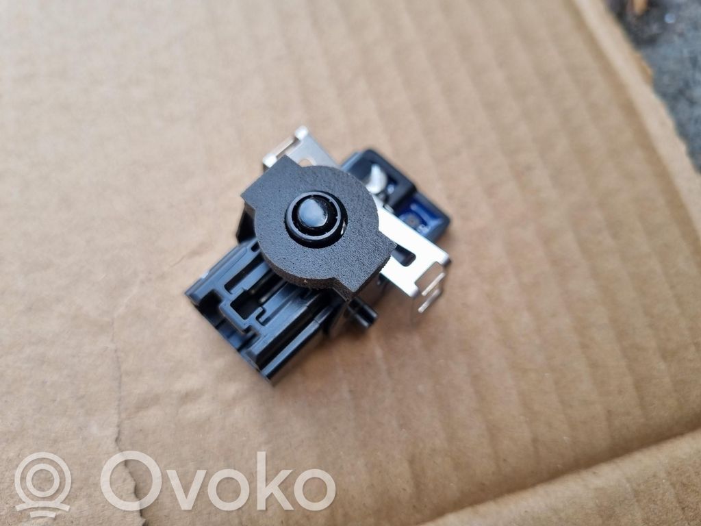 Ford Kuga III Outside/exterior temperature sensor 