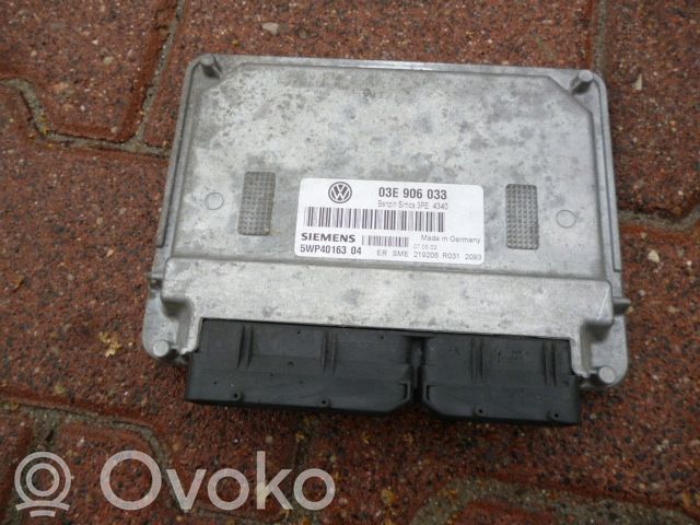 Volkswagen Polo VI Komputer / Sterownik ECU silnika 
