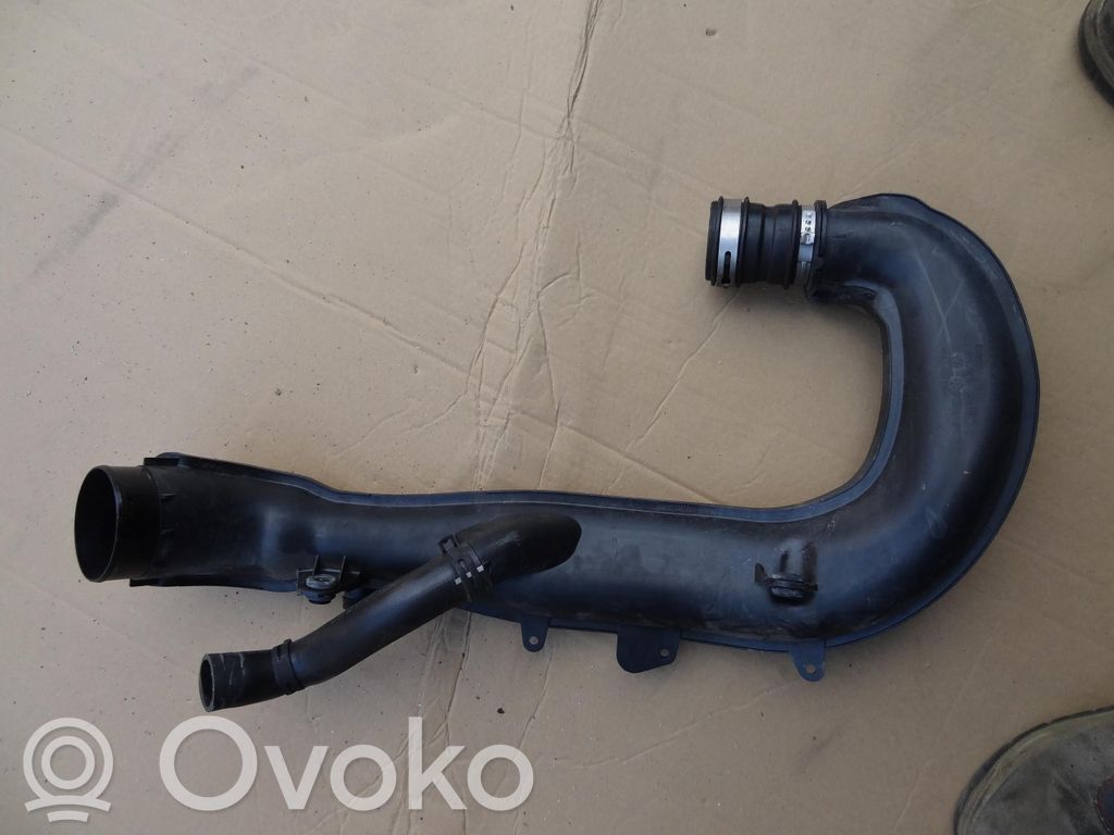 Ford Focus Schlauch / Leitung Ladeluftkühler 