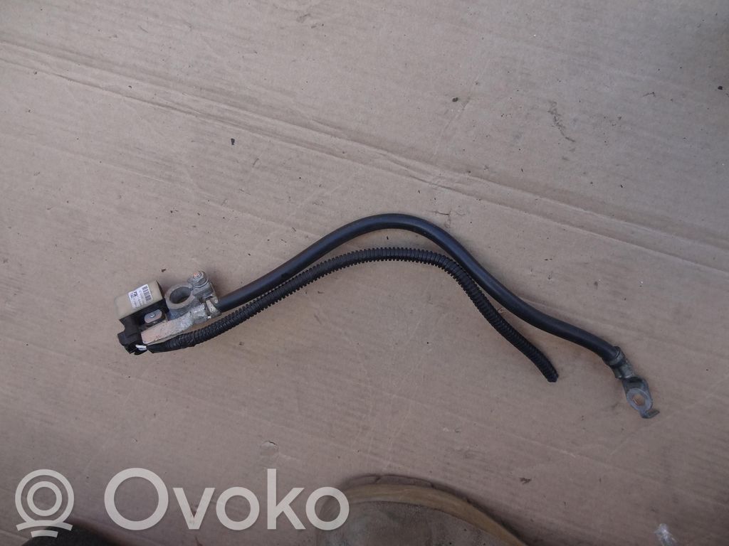 Ford Focus Mīnusa vads (akumulatora) 