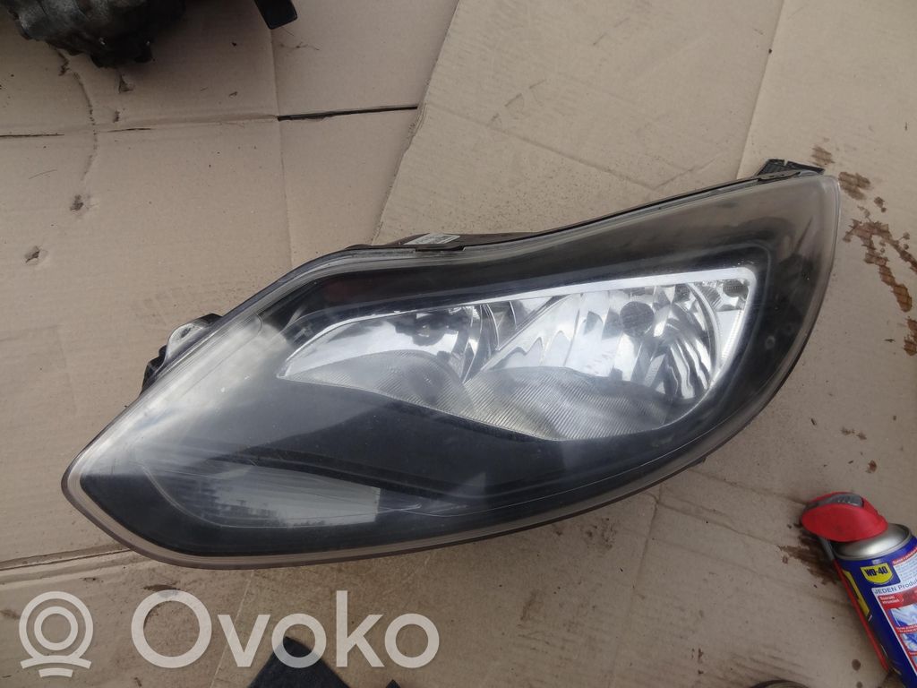 Ford Focus Headlight/headlamp 