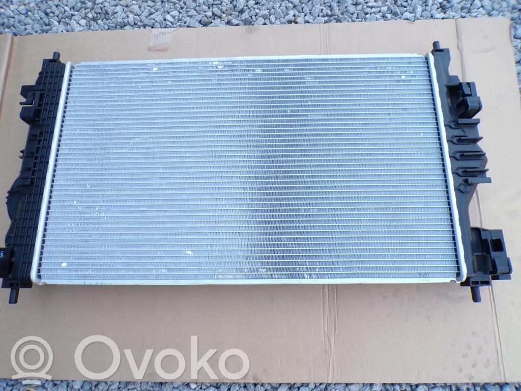 Opel Astra J Chłodnica 