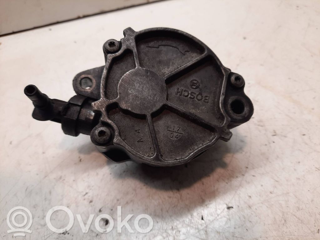 Peugeot 407 Vacuum pump 