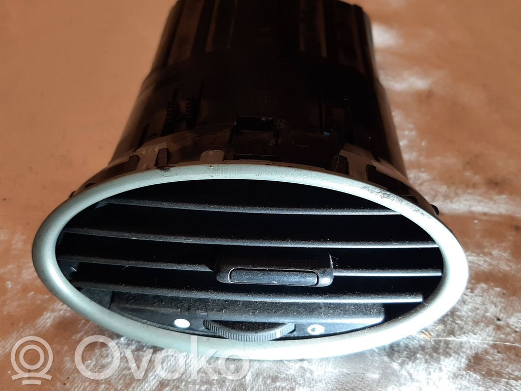 Ford Focus Боковая воздушная решётка 