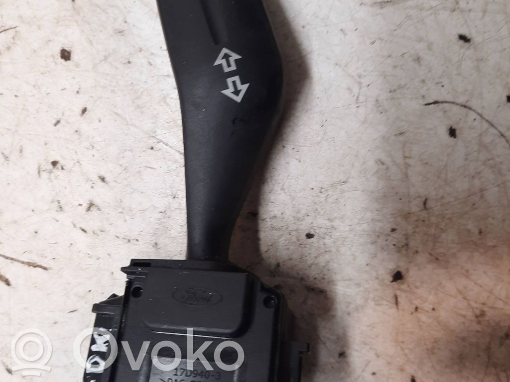 Lukturu slēdzis   17D9403