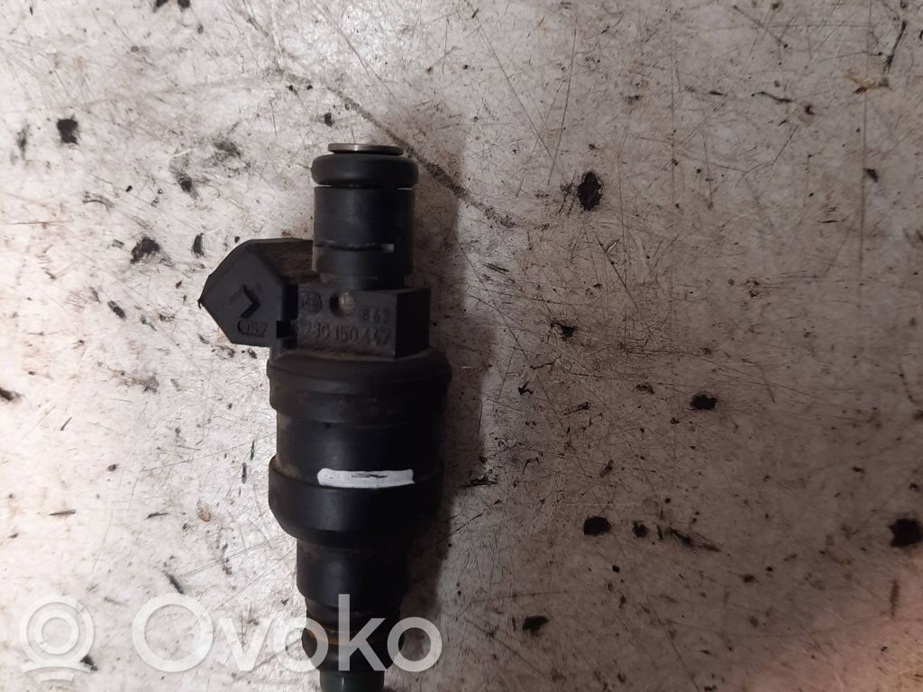 Inyector de combustible   058133551