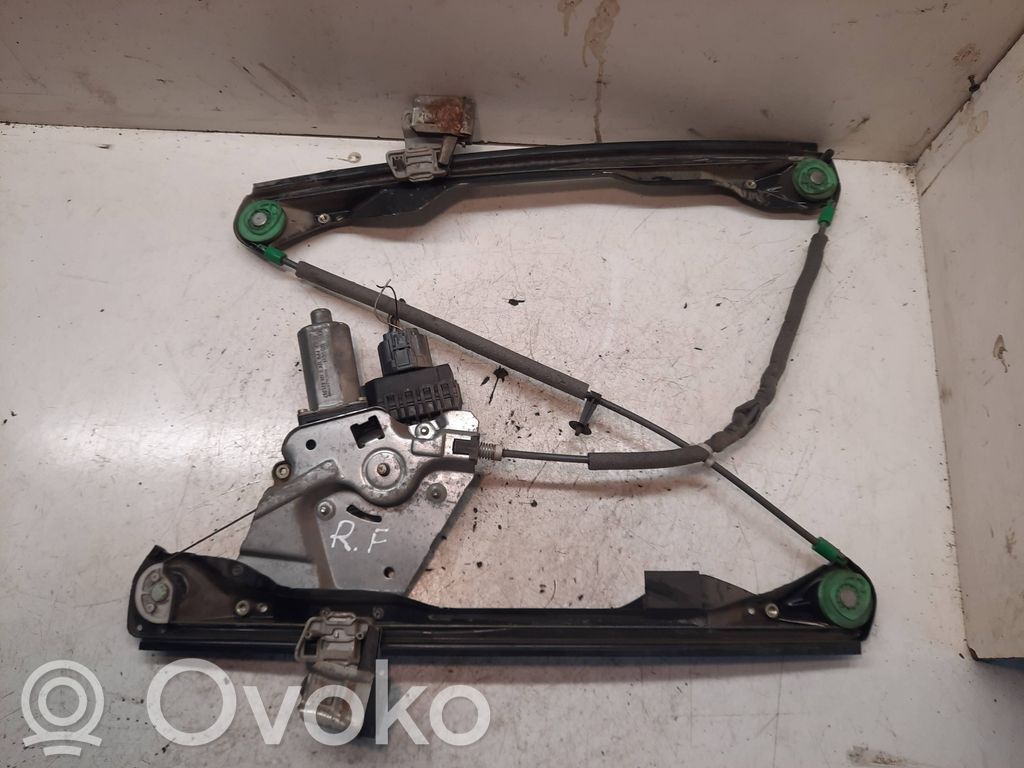 Ford Focus Etuoven ikkunan nostin moottorilla 
