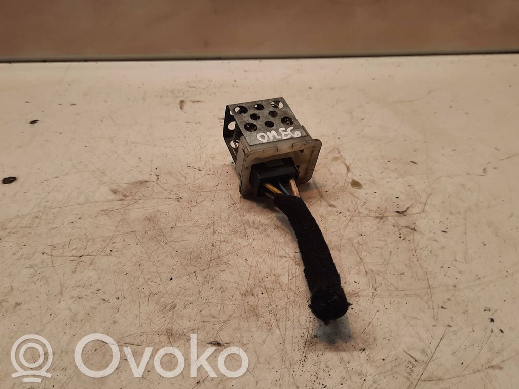 Opel Omega B1 Resistencia motor/ventilador de la calefacción 