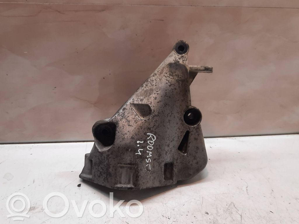 Skoda Roomster (5J) Engine mounting bracket 