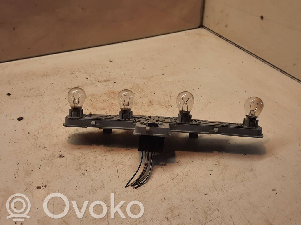 Opel Zafira B Wkład lampy tylnej 