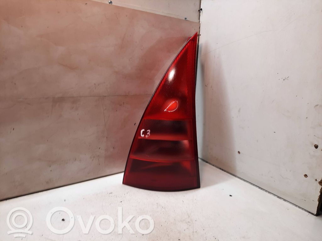 Rear/tail lights