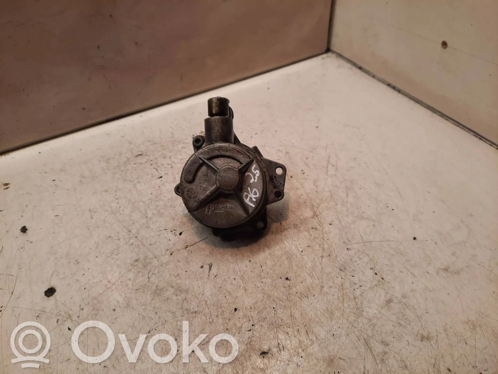 Audi A6 S6 C5 4B Vacuum pump 