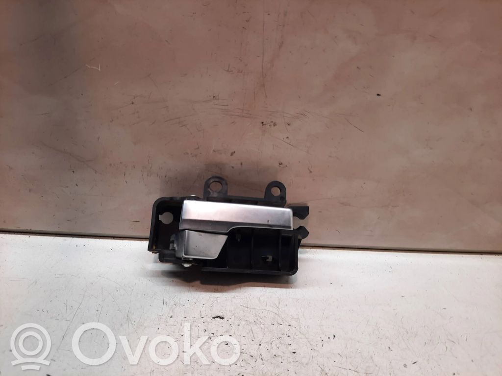 Ford Focus C-MAX Manecilla interna puerta trasera 