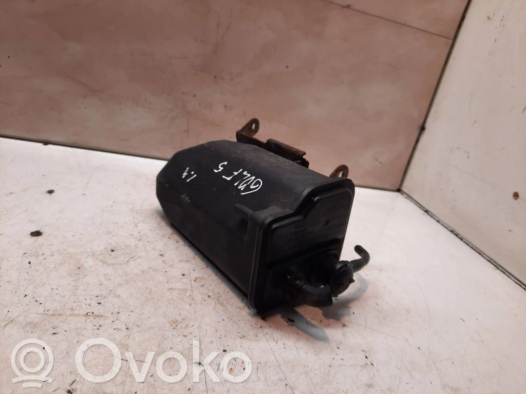 Volkswagen Golf V Filtr węglowy 